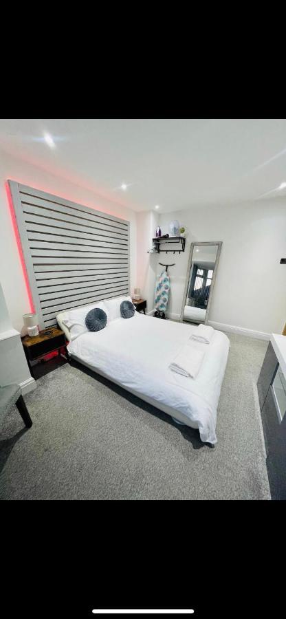 Brand New Modern 3 Bedroom Home Blackpool Esterno foto