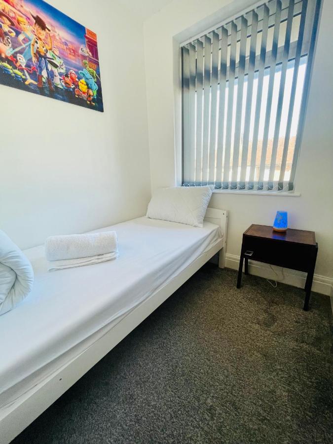 Brand New Modern 3 Bedroom Home Blackpool Esterno foto